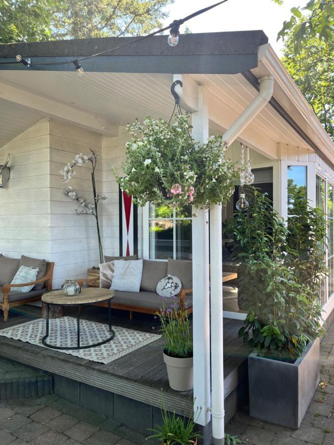 Het Verwende Nest Lodge, Wellness Lodge, Hottub & Sauna Voorthuizen Εξωτερικό φωτογραφία
